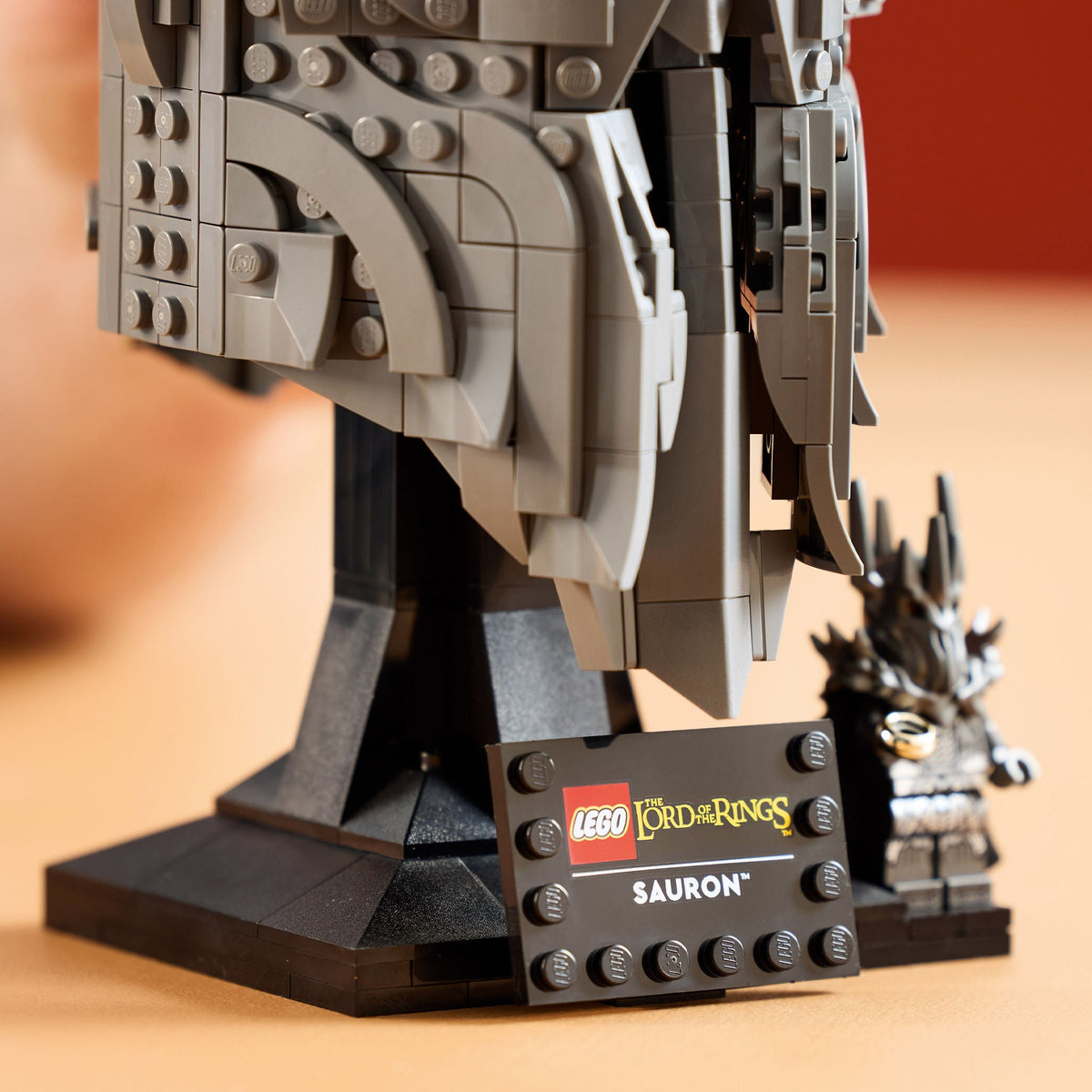LEGO Icons Lord of the Rings Sauron's Helmet 11373