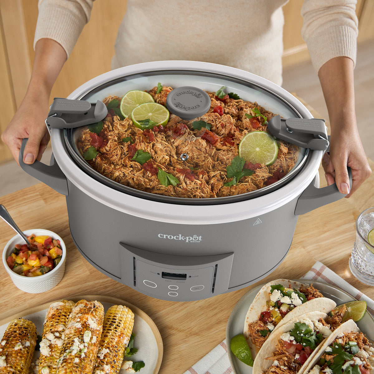 Crock-Pot Design Series 6.63 L Programmable Slow Cooker with Travel Bag